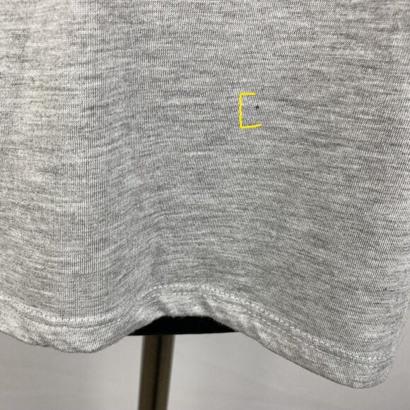 AC/DC T-Shirt Tee Women's Size M For Those About To Rock We Salute You 80s Music - Picture 4 of 12